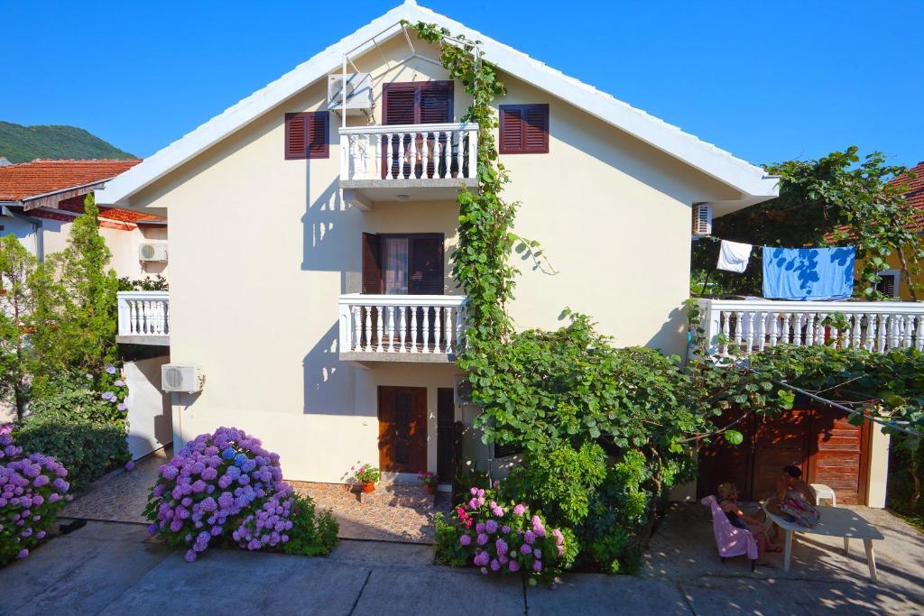 Apartments Ratkovic Τίβατ Δωμάτιο φωτογραφία