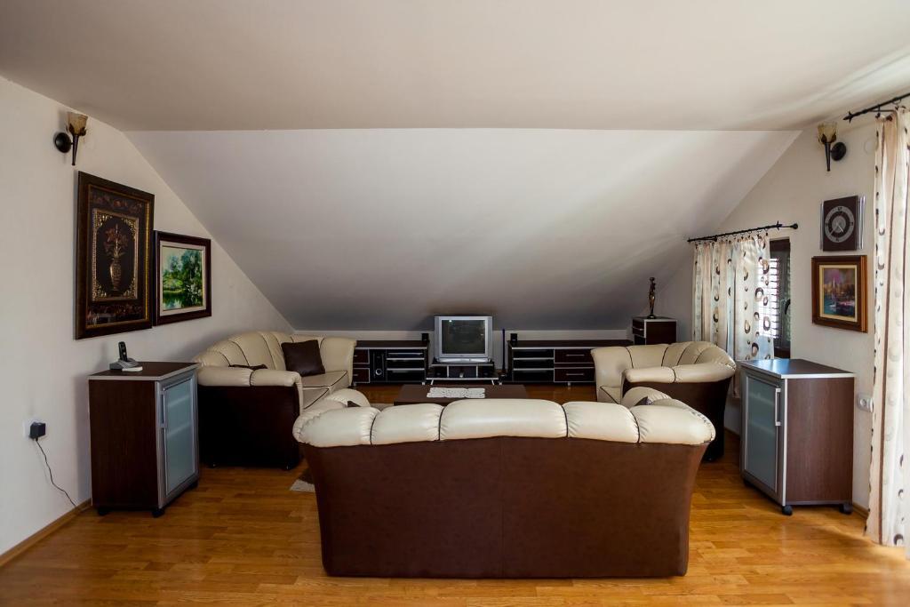 Apartments Ratkovic Τίβατ Εξωτερικό φωτογραφία